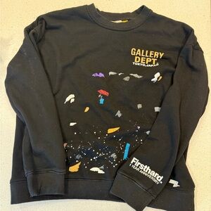Gallery Black Sweatshirt with Yellow Tag